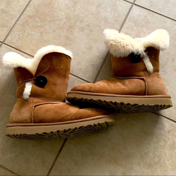 UGG Shoes - UGGS